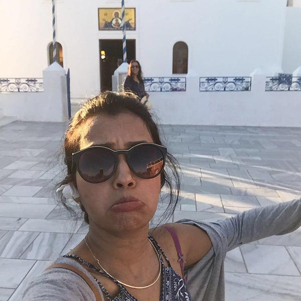 ถ่ายเซลฟี่ฮันนีมูนคนเดียว