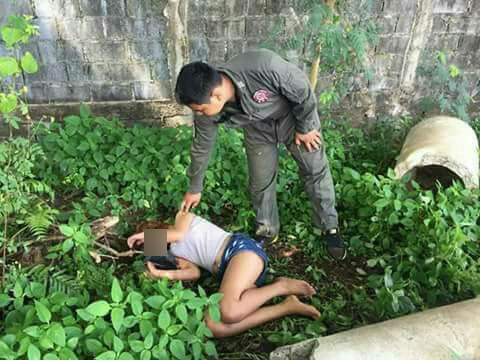 ข่มขืนผู้หญิง