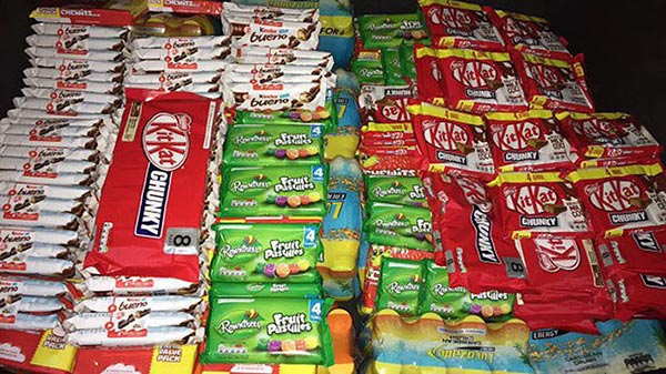 ขายขนมในโรงเรียน