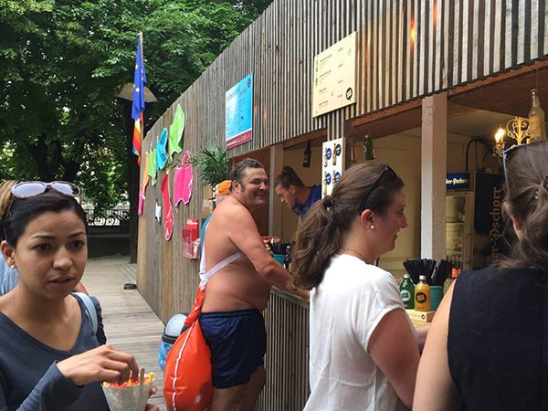 เลี่ยงรถติก