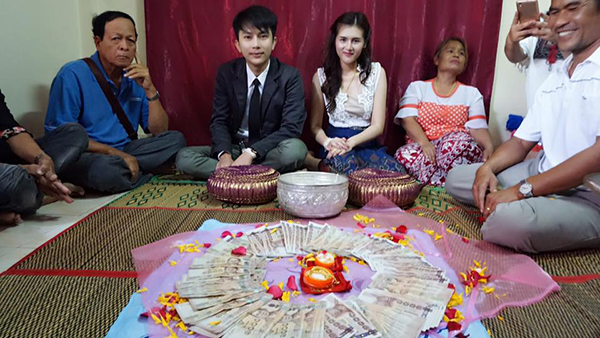 งานแต่งเรียบง่าย