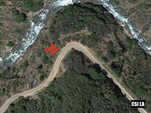 ขับรถตกเหว