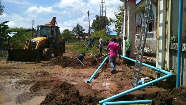 ท่อประปาหน้าวัด