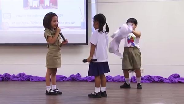 เด็กเล่นละคร