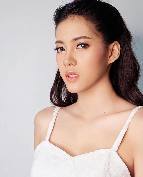 มิสยูนิเวิร์สลาว 2017