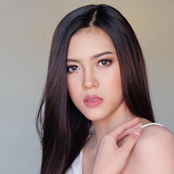 มิสยูนิเวิร์สลาว 2017