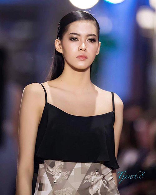 มิสยูนิเวิร์สลาว 2017