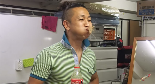 ทดลองอมเมนทอสกับน้ำอัดลม