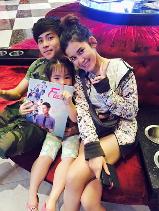 พ่อลูกเต้นเอลซ่า