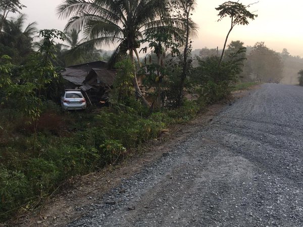 วิฑูร เหลืองอมรศักดิ์ รถพุ่งชนข้างทาง