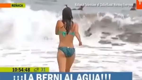 บิกินี่หลุดกลางรายการสด