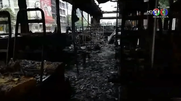 ไฟไหม้รถเมล์ ปอ.38