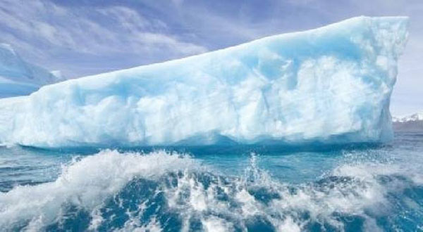 คลื่นยักษ์ 12 เมตร