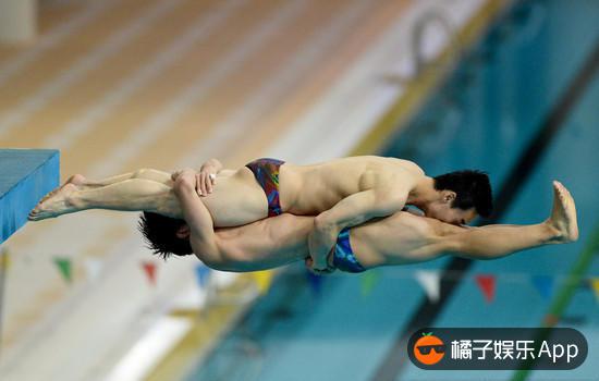 กระโดดน้ำท่า 69