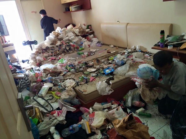 ทำความสะอาดห้องพักขยะ