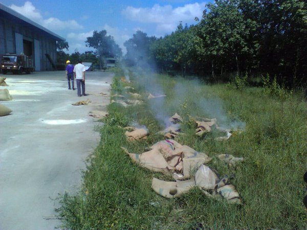 ไฟไหม้โกดังข้าว