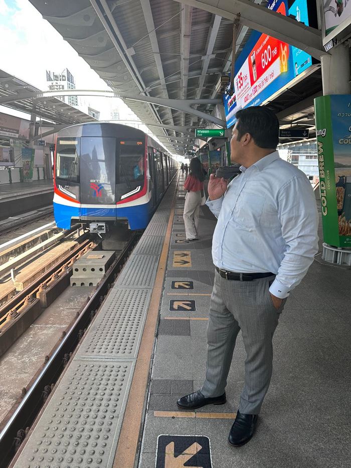 ท่านอ้น มาไทย