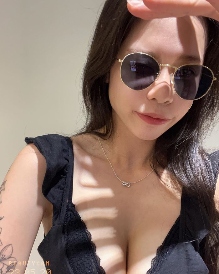 ทหารสวย