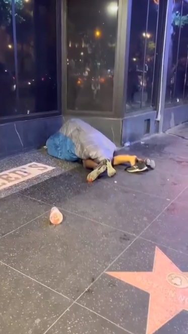 เซ็กส์ข้างถนน