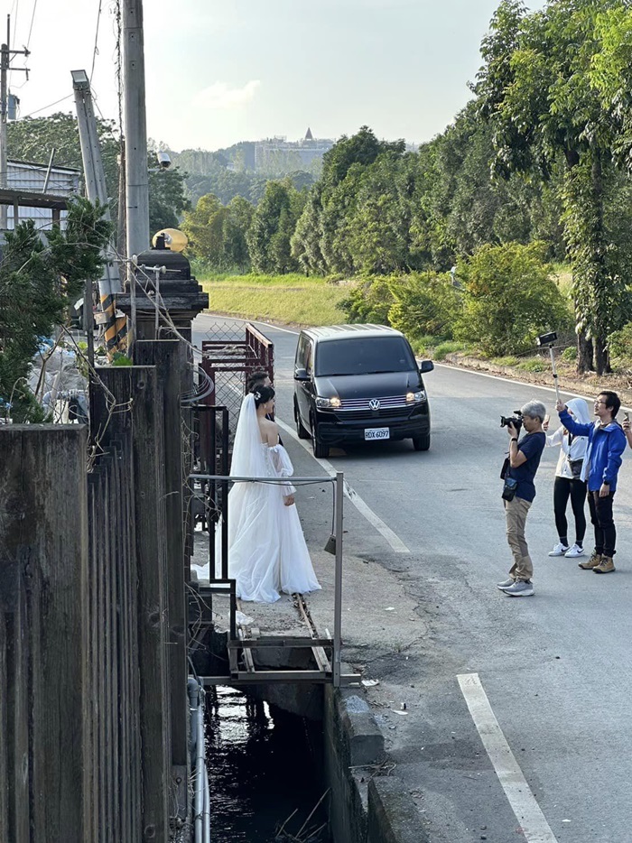 พรีเวดดิ้งกองขยะ