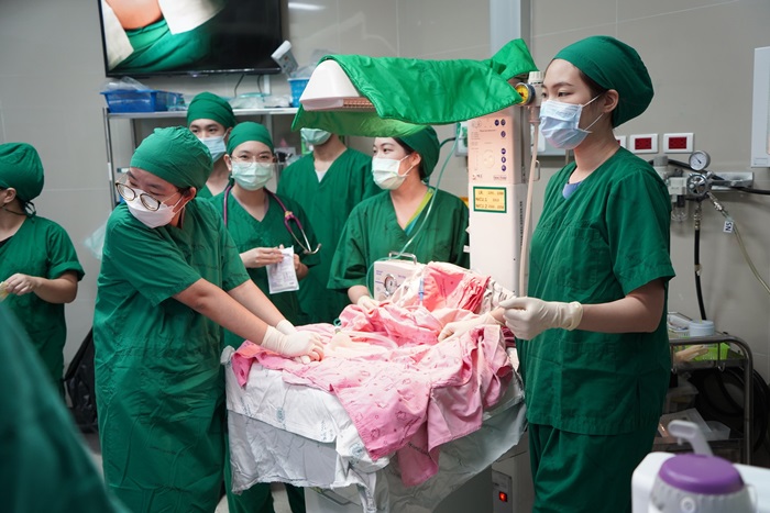 ตั้งครรภ์ในช่องท้อง