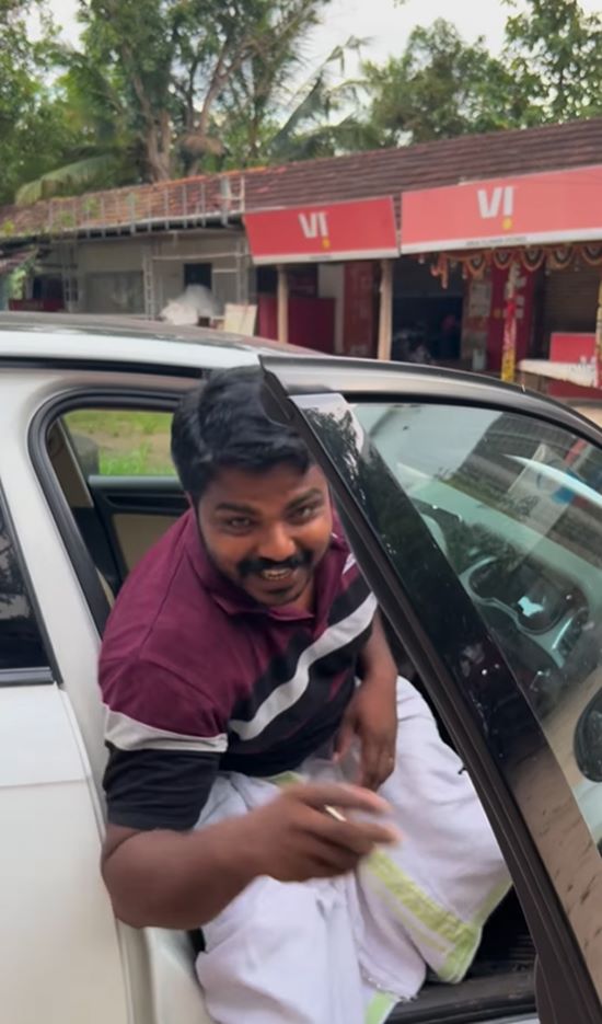 ขับรถหรูมาขายผัก