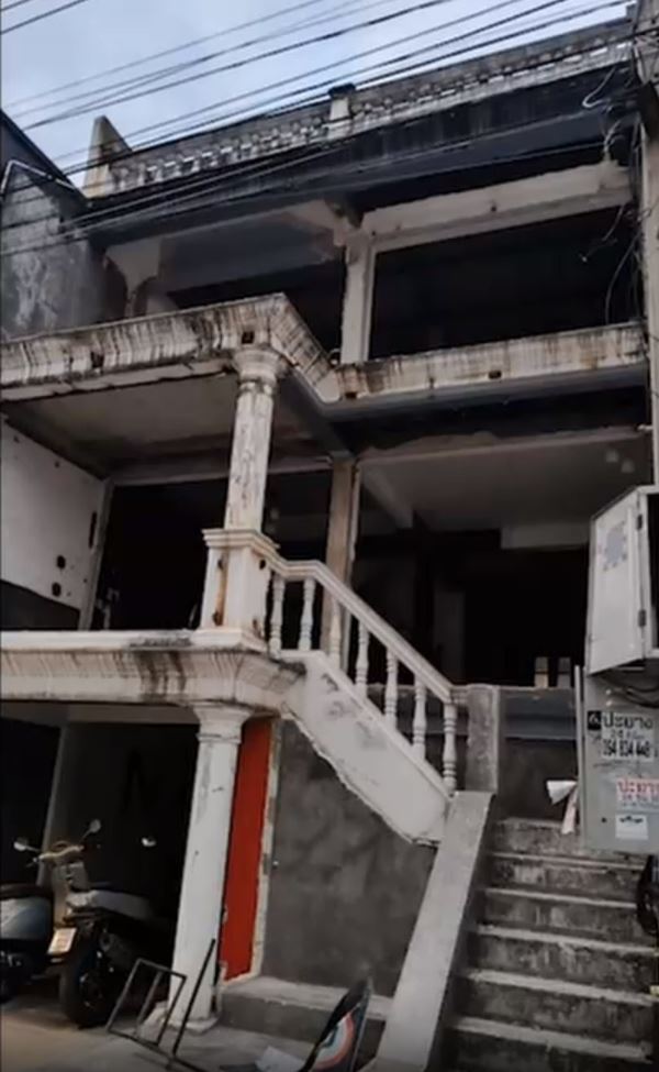 โรงแรมหลอน