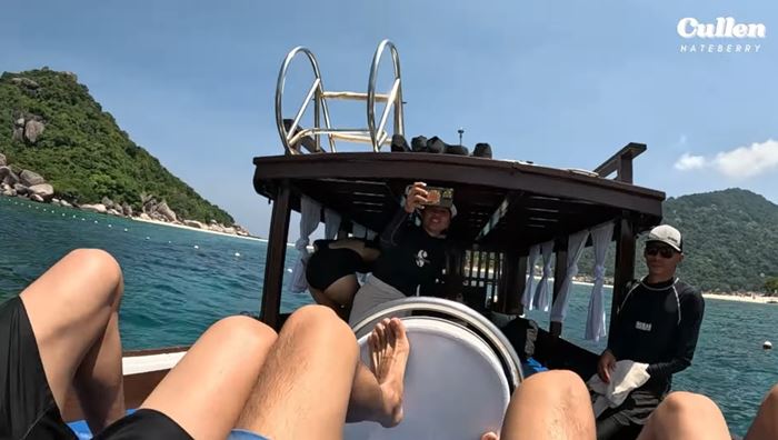 เด็กเรือเกาะเต่า