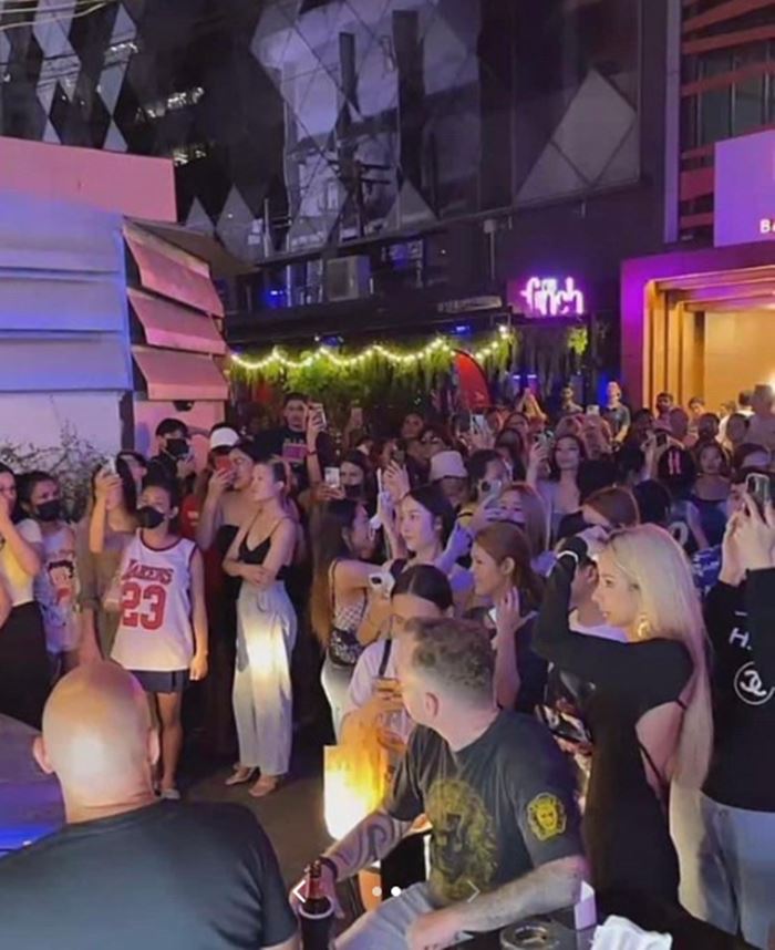 น้องพิ้งค์ สุขุมวิท 11