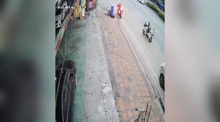 รถวีไอพีจีนชนตาย