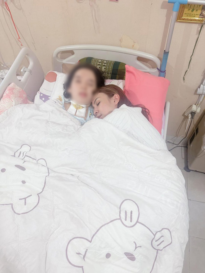 แม่น้องการ์ตูน