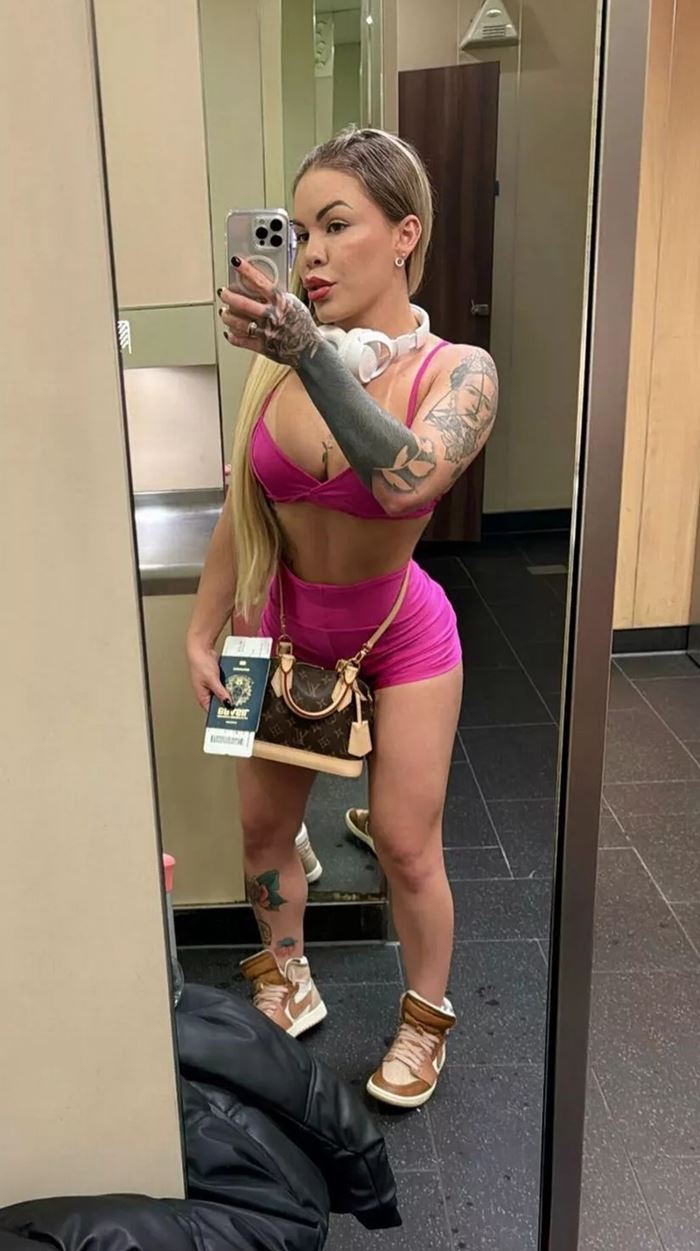 ชุดนี้ขึ้นเครื่องบิน