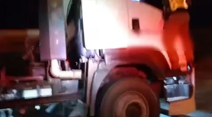 ตำรวจเกาะรถ