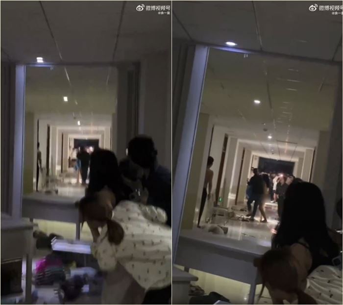 สาวแก้ผ้า