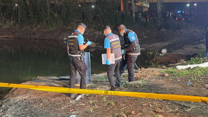 ฆ่าโบกปูน