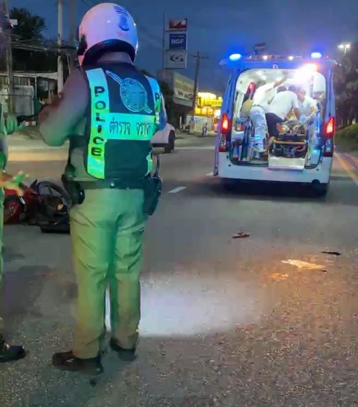 รถวีไอพีจีนชนตาย