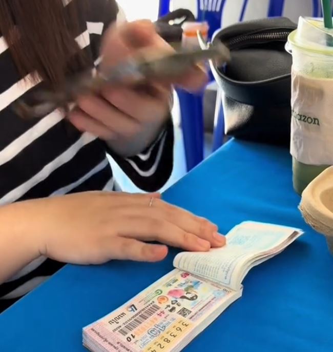 ซื้อลอตเตอรี่แบบปึกถูกกี่รางวัล