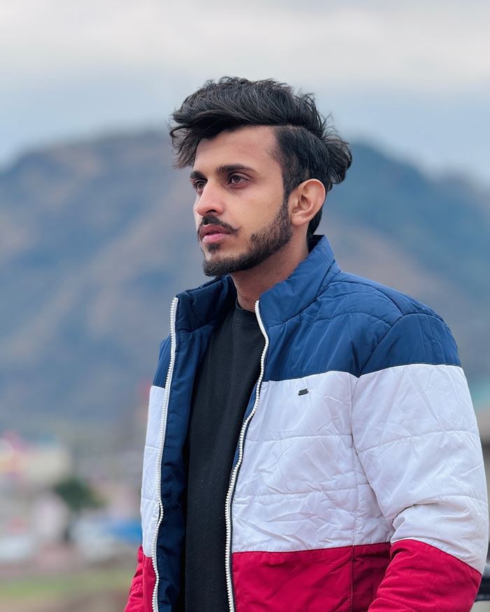 รถแทรกเตอร์ยกล้อ