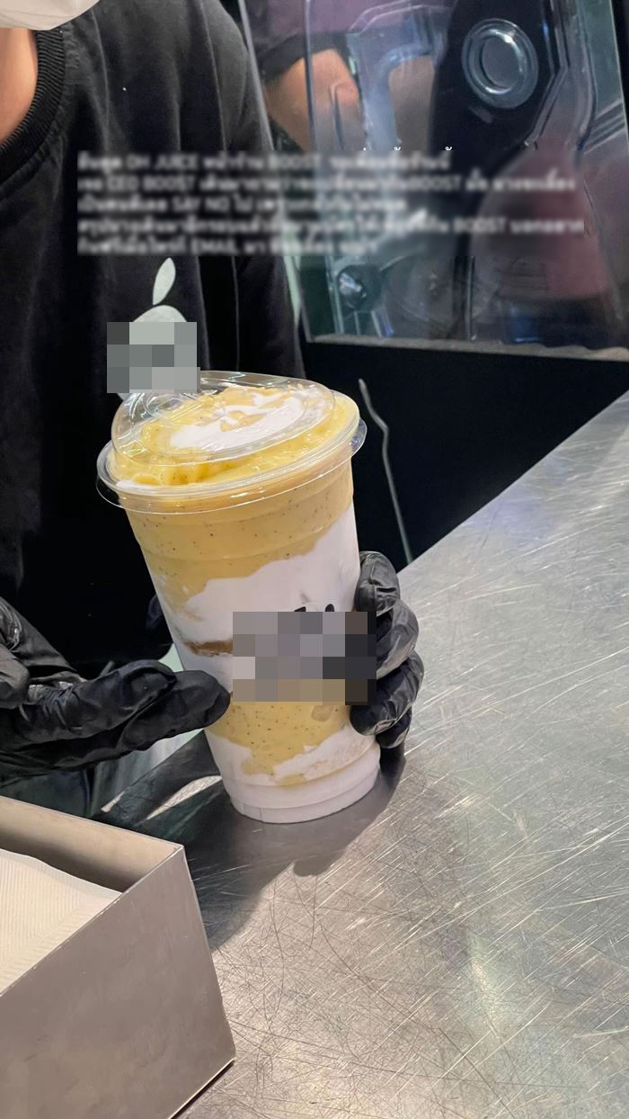 ลูกค้า ถือสมูธตี้เจ้าอื่นหน้าร้านดัง เจอ CEO แจกนามบัตร ขอเลี้ยงฟรีแก้วใหม่