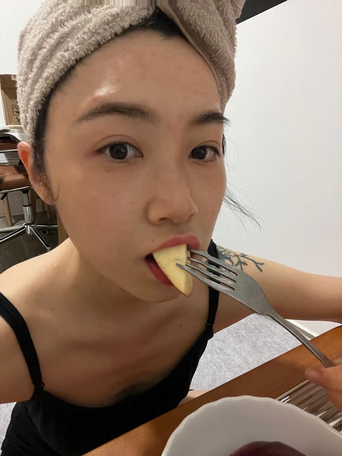 ยูทูบเบอร์สาวเปิดใจ ไม่ใส่ชุดชั้นใน 2 ปี แย้มมีจุดหนึ่งชมพู