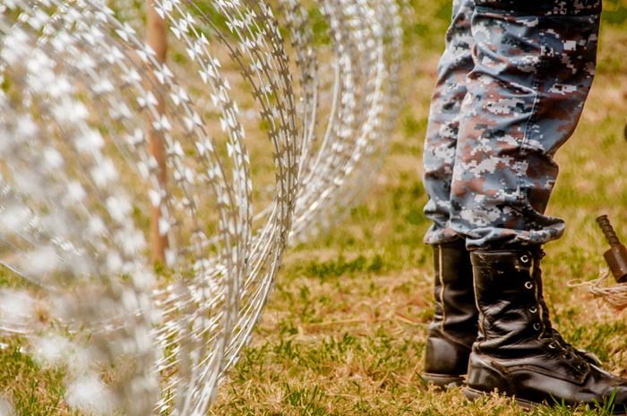 ลวดหนามหีบเพลง กองทัพภาค 2 ประกาศขอโดยด่วน