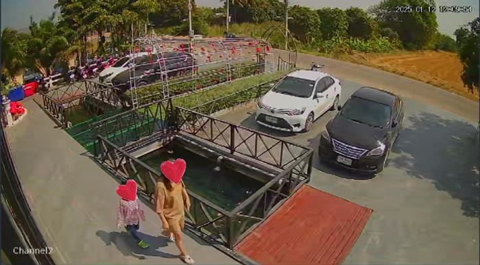 ครอบครัวปริศนา ชักดาบค่าเค้ก ไม่จ่ายเพราะไม่มีคิวอาร์โค้ด