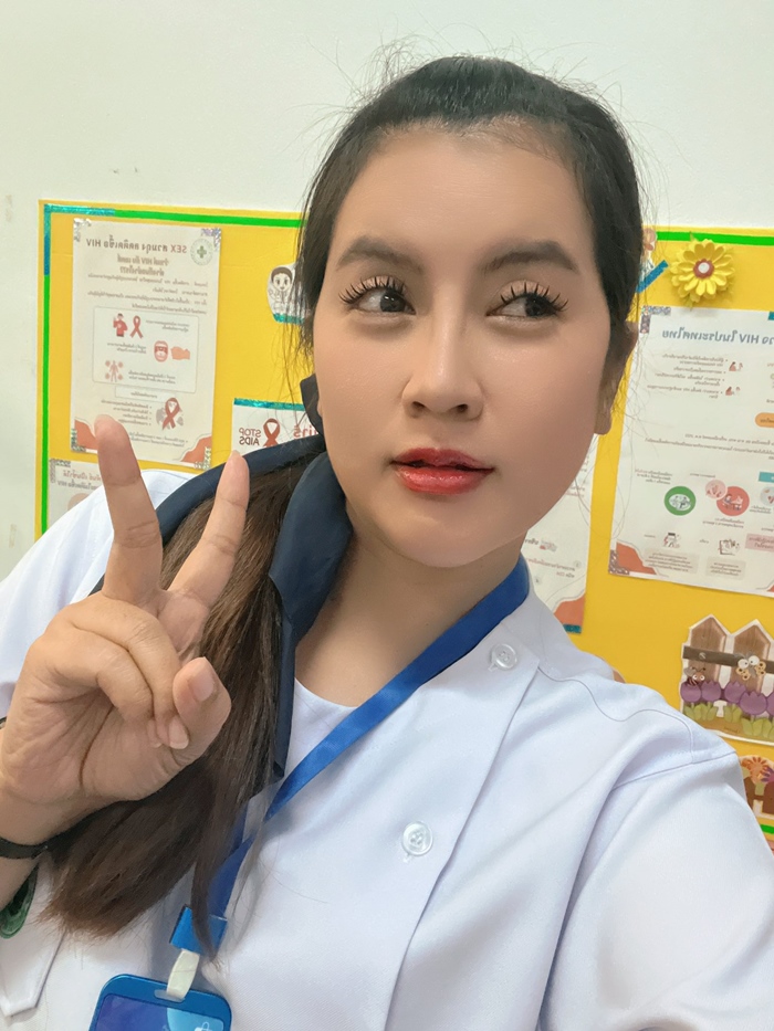 บุ๋ม นิรวรรณ นักแสดงสาวเสียชีวิต หลังรถชนโคม่า