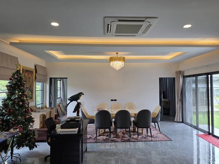 ประกาศขายบ้านแถมสิงโต