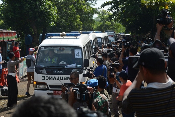 อินโดฯ เด็ดจริง ยิงเป้าประหารนักโทษยาเสพติด 8 รายรวด