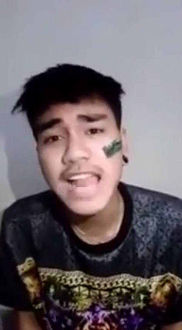  แชร์กันหนักมาก หนุ่มอัดคลิปด่าพนักงานเซเว่น ทำหน้าบึ้ง-ไม่ใส่ถุงให้