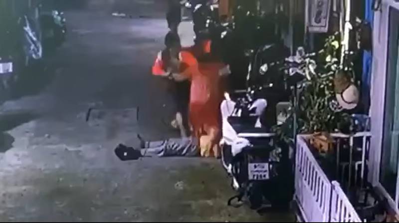 ทำร้ายคนแก่