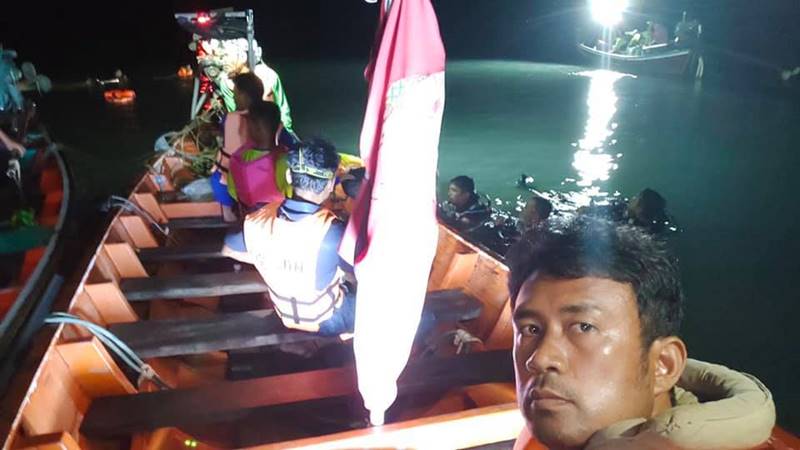 เรือล่มทะเลขนอม