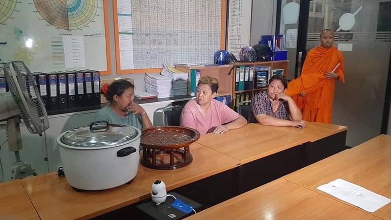 ขโมยของวัด