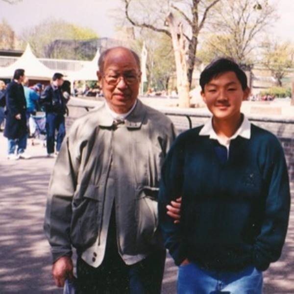 โจ โล เศรษฐีฉาว